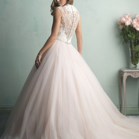 ALLURE Romantic Ivory Lace and Blush Tulle Wedding Gown - Picture 9 of 11